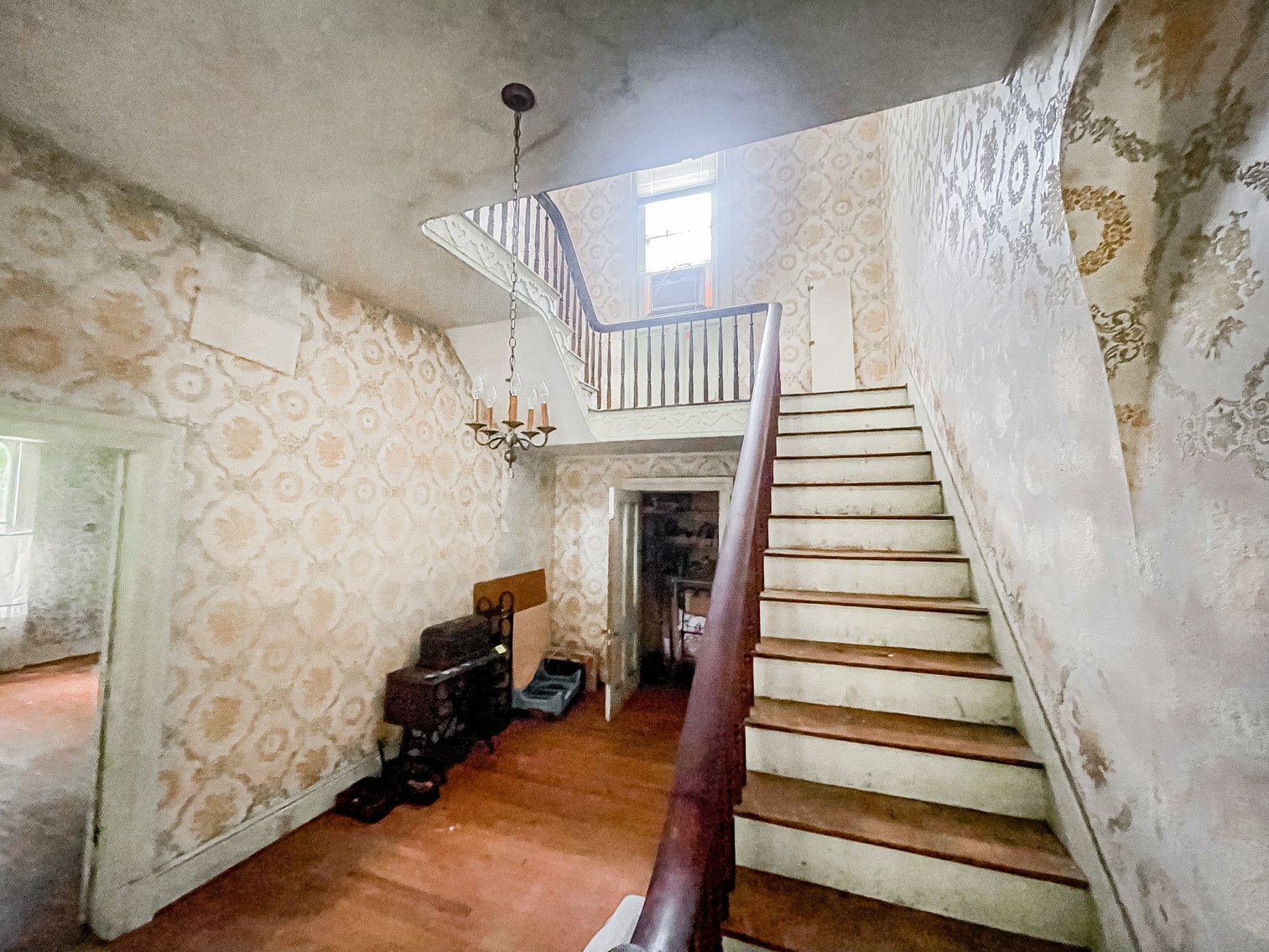 Image for Historic Single-family Home: 22446 E Depot St, Newsoms, Virginia