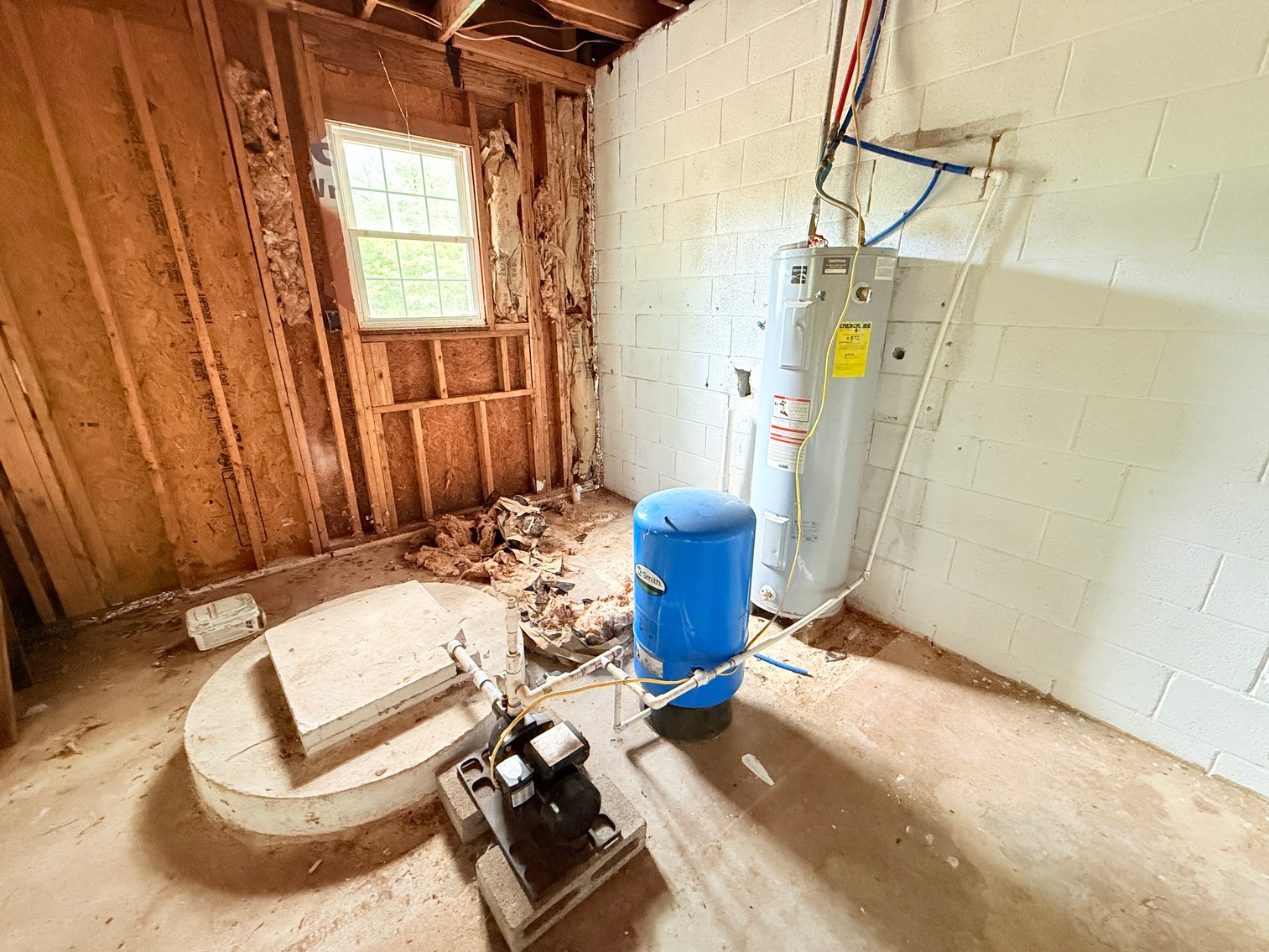 Image for Prime Commercial Flex Space  Opportunity with High Daily Traffic Count: 7154 Richmond Highway, Tappahannock VA 22560