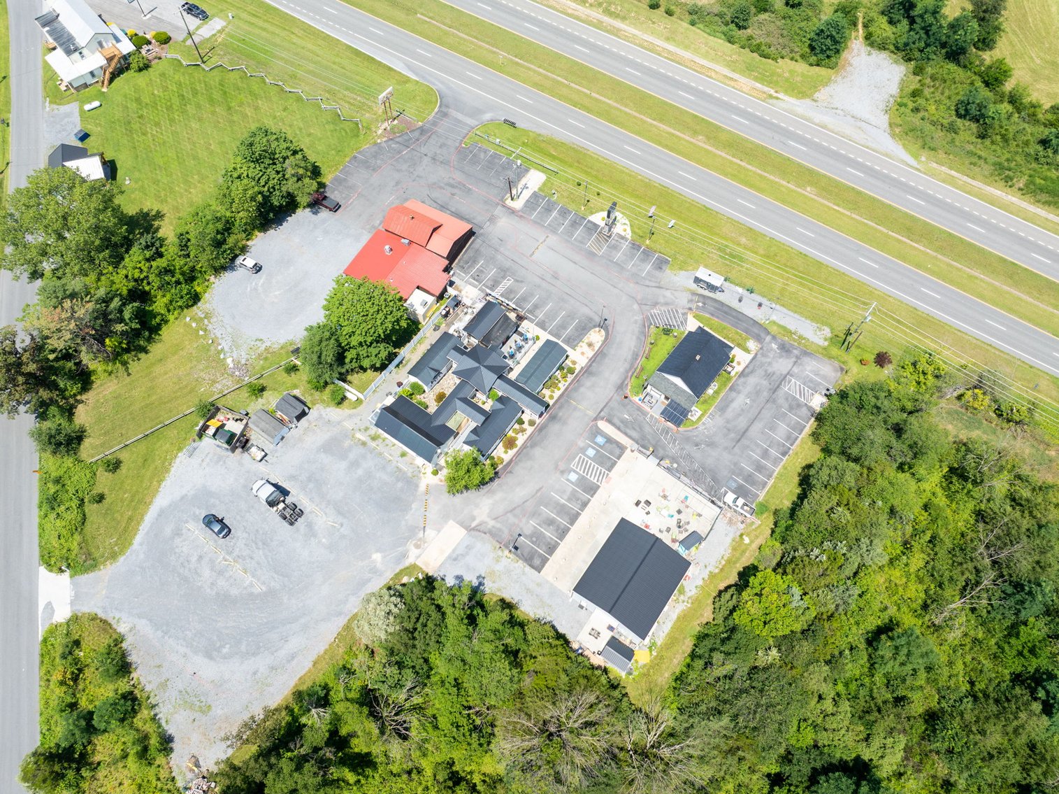 Image for Income Producing Multi-Tenant Commercial Retail Center - 6 Buildings on 1.59 Acres - Elkton VA