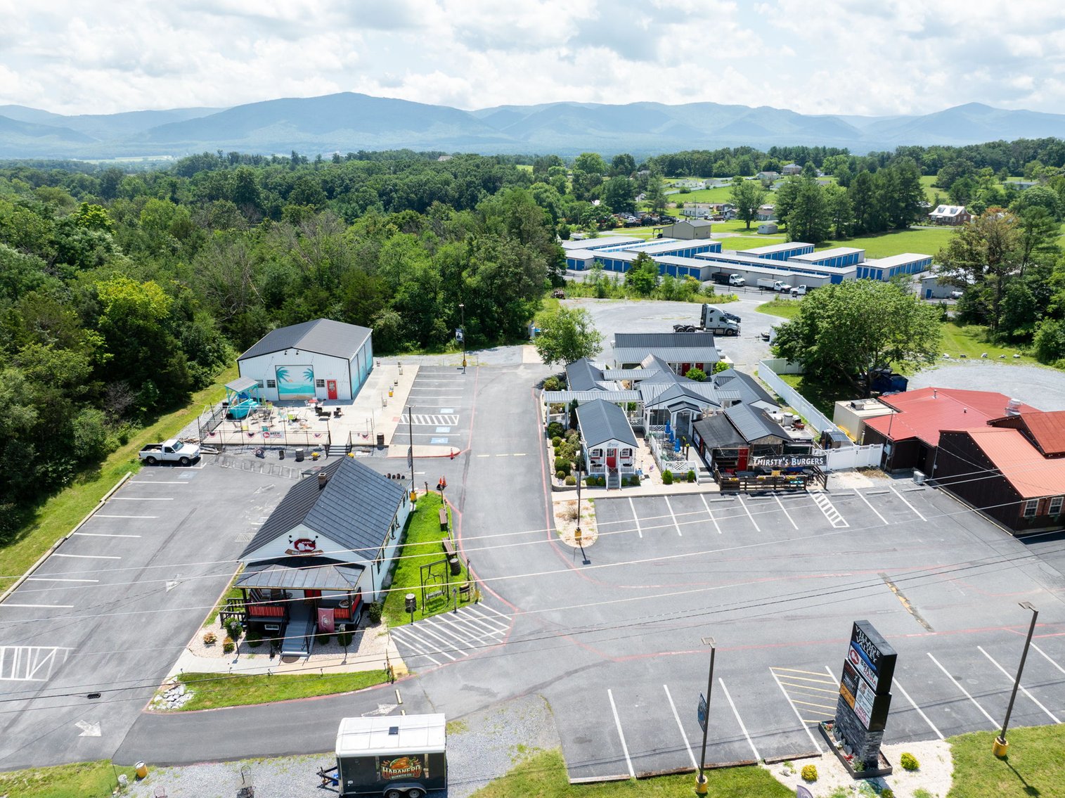 Image for Income Producing Multi-Tenant Commercial Retail Center - 6 Buildings on 1.59 Acres - Elkton VA