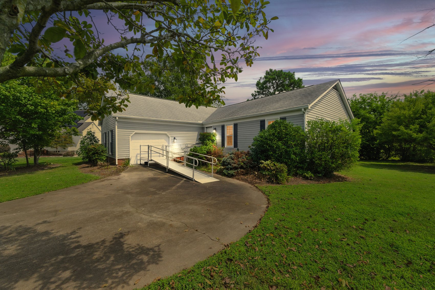 Image for WATERFRONT ESTATE AUCTION 