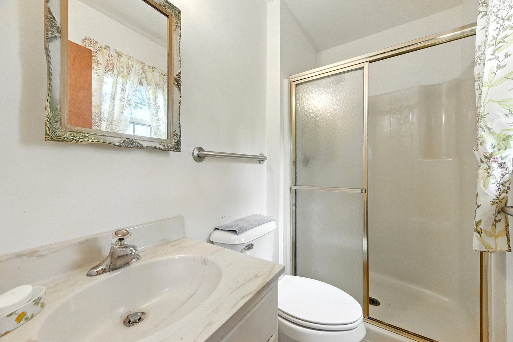 Image for WATERFRONT ESTATE AUCTION 