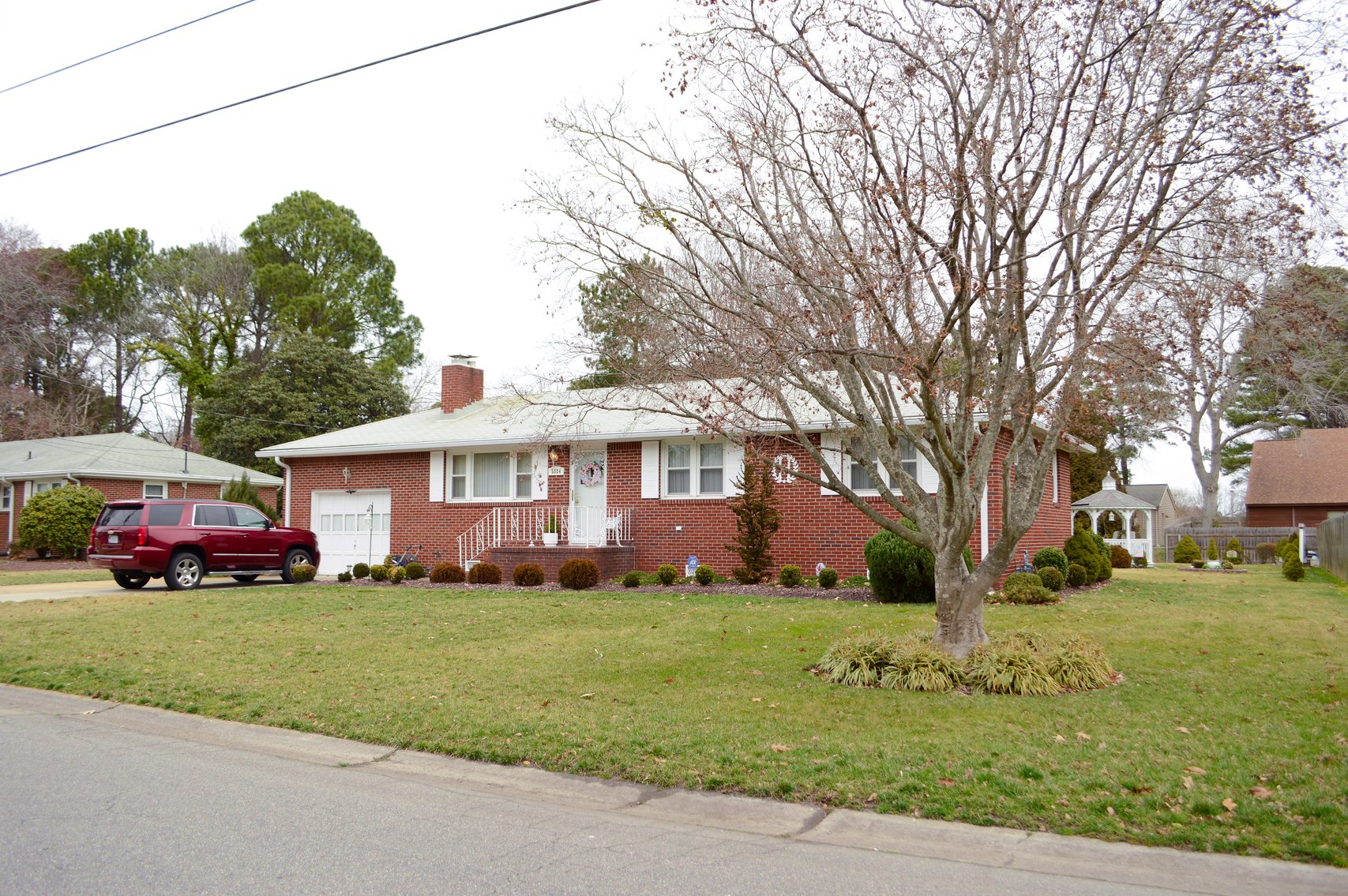 Image for Finance Friendly Auction Sale. Only 1 Owner.  3 bedroom 2 bath, 1150 Sqft Brick rancher in the Brigadoon Neighborhood of Va Beach.