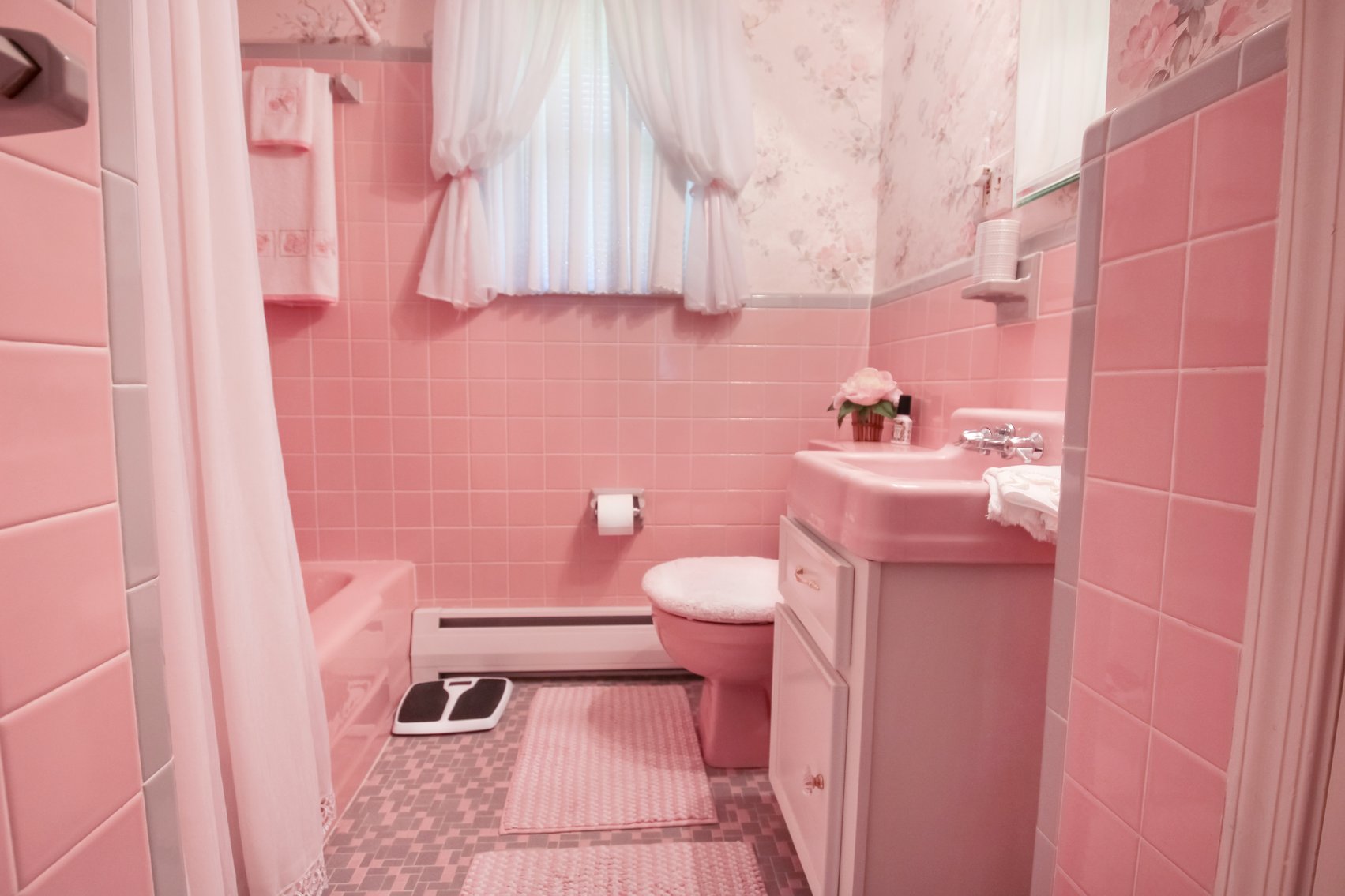 Image for Finance Friendly Auction Sale. Only 1 Owner.  3 bedroom 2 bath, 1150 Sqft Brick rancher in the Brigadoon Neighborhood of Va Beach.