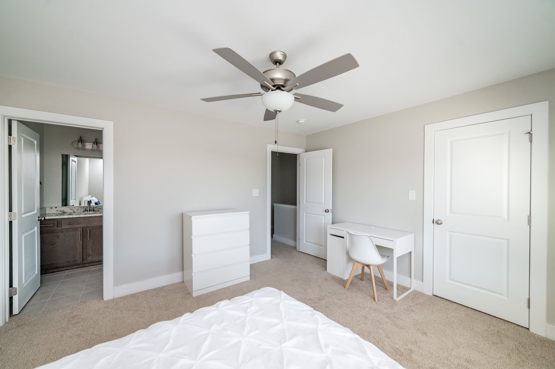 Image for Move-In Ready Lynchburg Townhome | Granite Countertops & Community Pool