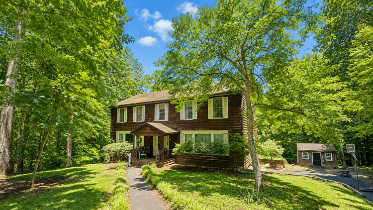 Image for Gated Lake Monticello Pool Home Auction - 5BR / 4BA / 3,370± SF + Finished Basement on 1.18± Acres.