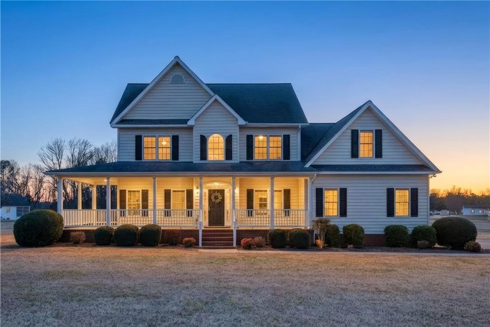 Image for THE MEADOW VIEW ESTATE AUCTION Stately Colonial Home on 1.39± Acres with Wraparound Porch, Pool & 2-Car Garage Tappahannock, Virginia