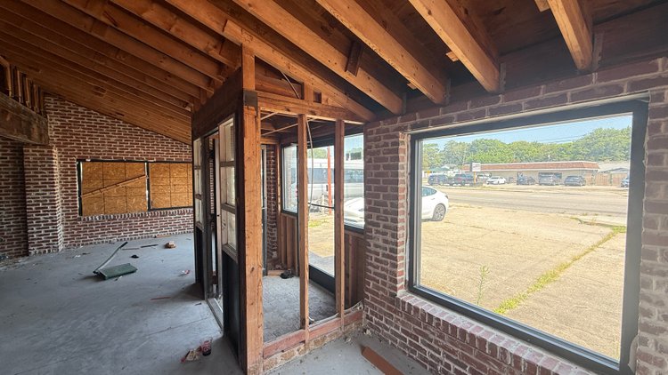 Image for Freestanding Retail/Restaurant Building – C2-Zoned Former Diner with 16 Parking Spots on High-Traffic Little Creek Rd, Norfolk, VA