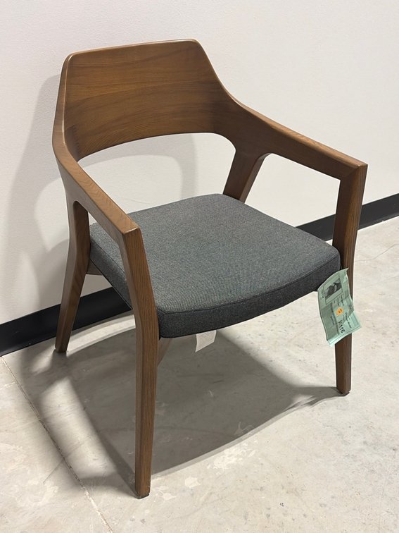 Image for High Quality Office Furniture Warehouse Liquidation Online Auction