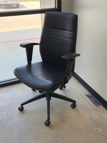 Image for High Quality Office Furniture Warehouse Liquidation Online Auction