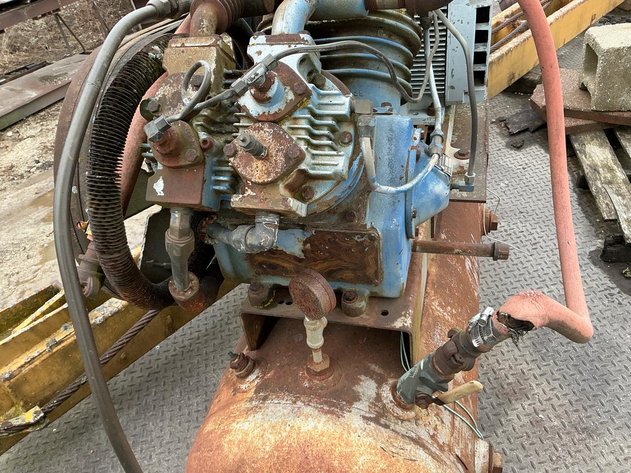 Kellog-American Air Compressor