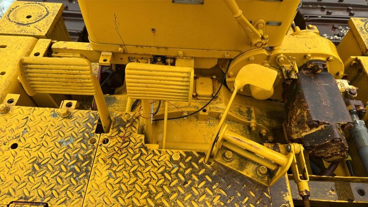 Cat Series H Dozer