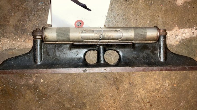 Levels and Pulley Puller Ram