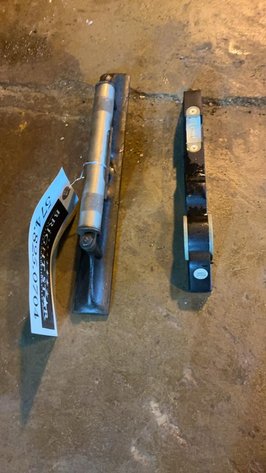 Levels and Pulley Puller Ram