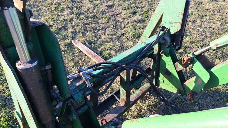 John Deere Grapple Forks