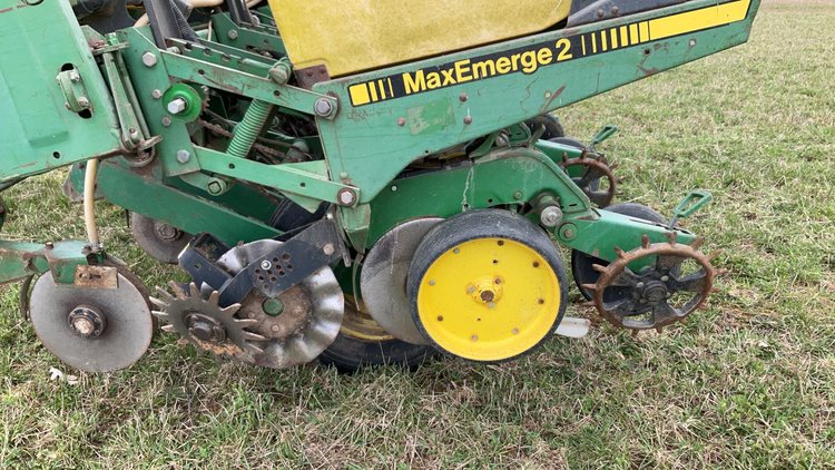 John Deere 6 Row Planter