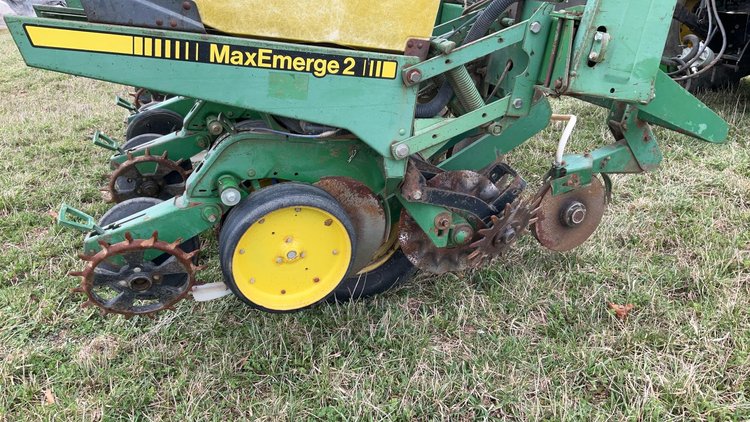John Deere 6 Row Planter
