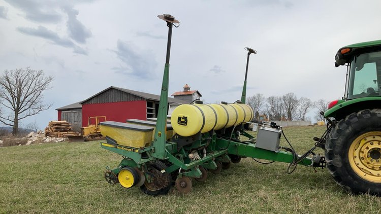 John Deere 6 Row Planter