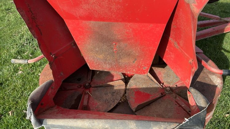 Gehl 1540 Blower
