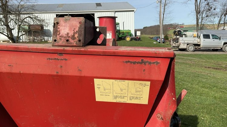 Gehl 1540 Blower