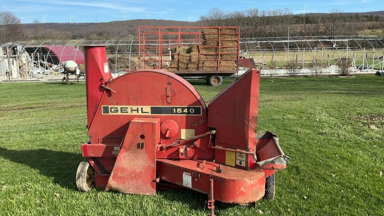 Gehl 1540 Blower