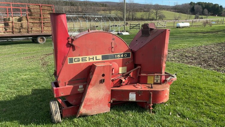 Gehl 1540 Blower