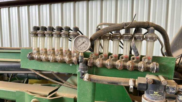 John Deere 1720 Planter