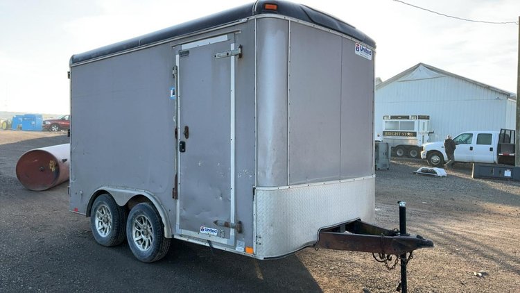 2010 United Trailers
