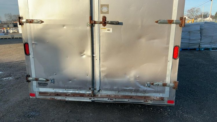2010 United Trailers