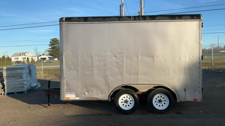 2010 United Trailers