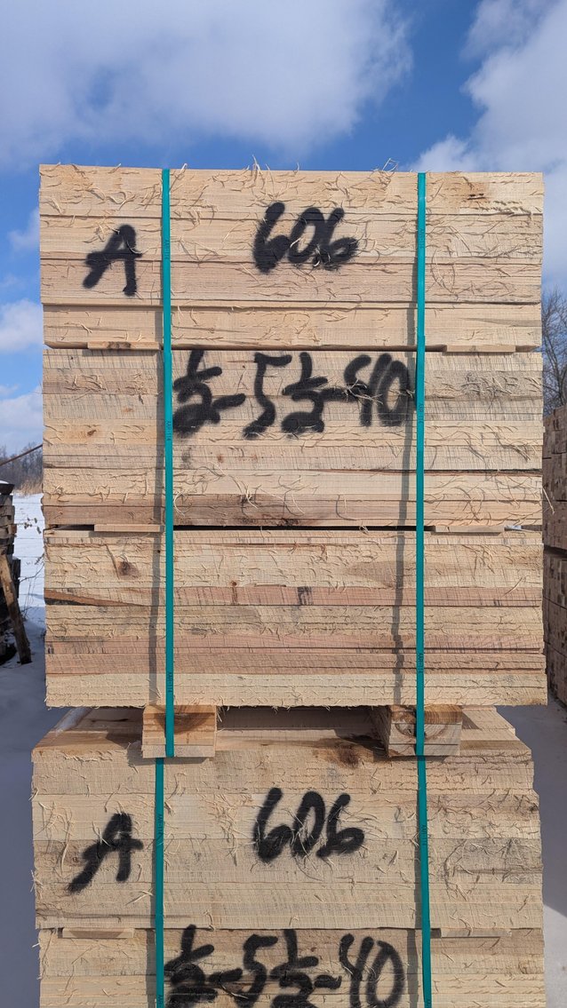 #28 - Mixed Hardwood Deck Boards (#23803116)