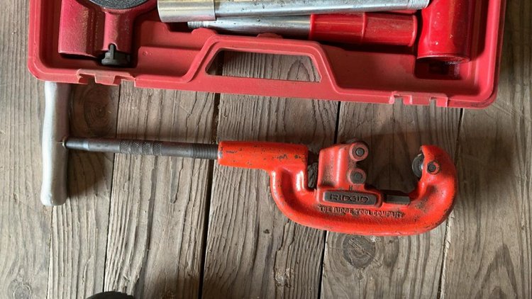 Pipe Threading Tools