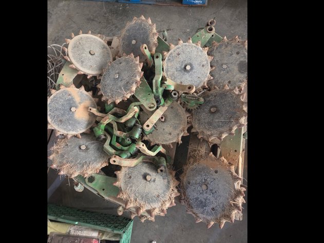 John Deere 1720 Planter