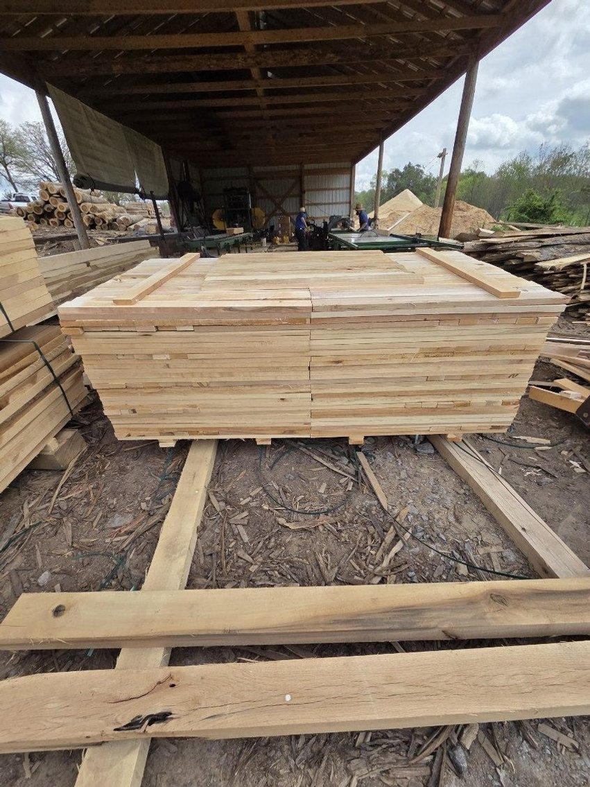 #29 - Mixed Hardwood Stringers (#23831791)