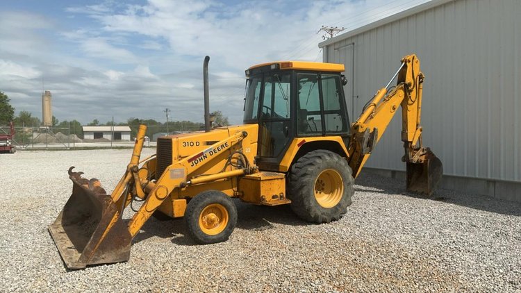 John Deere 310D Backhoe