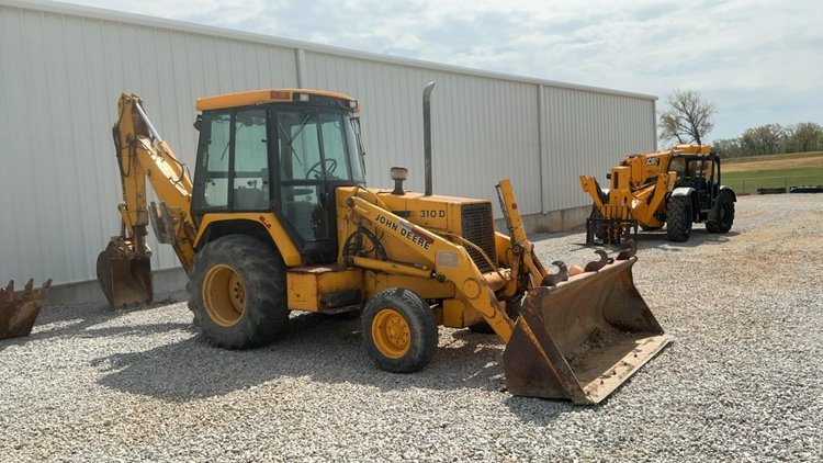 John Deere 310D Backhoe