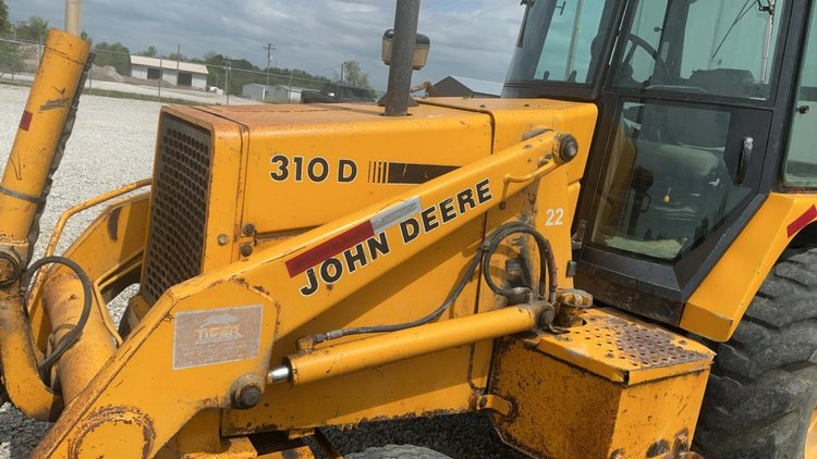 John Deere 310D Backhoe