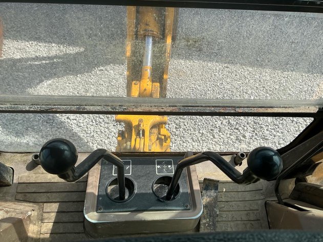 John Deere 310D Backhoe