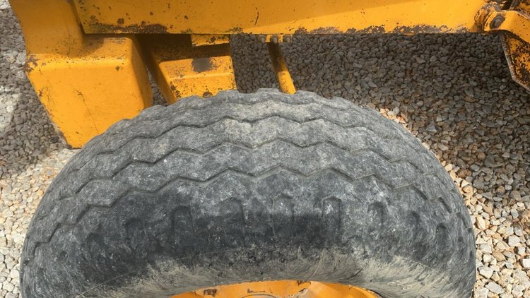 John Deere 310D Backhoe