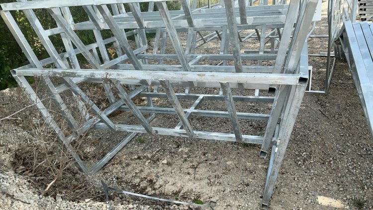 Round Bale Feeder