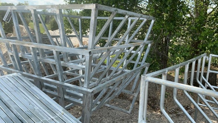 Round Bale Feeder