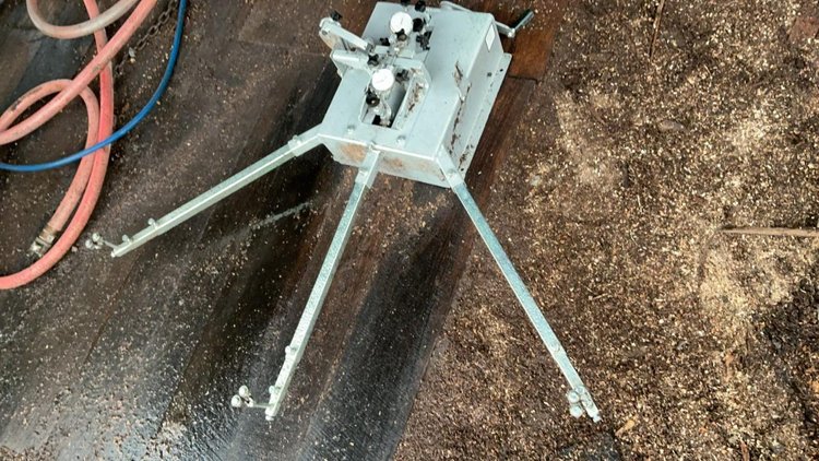 Dual Tooth Blade Setter - JD Logging