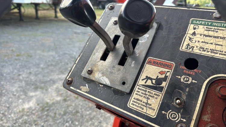 Skytrak 8042 Telehandler*