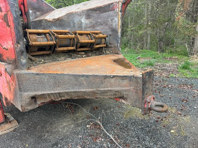 2001 Morbark 3600 Horizontal Grinder