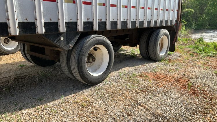 1994 Peerless Chip Trailer
