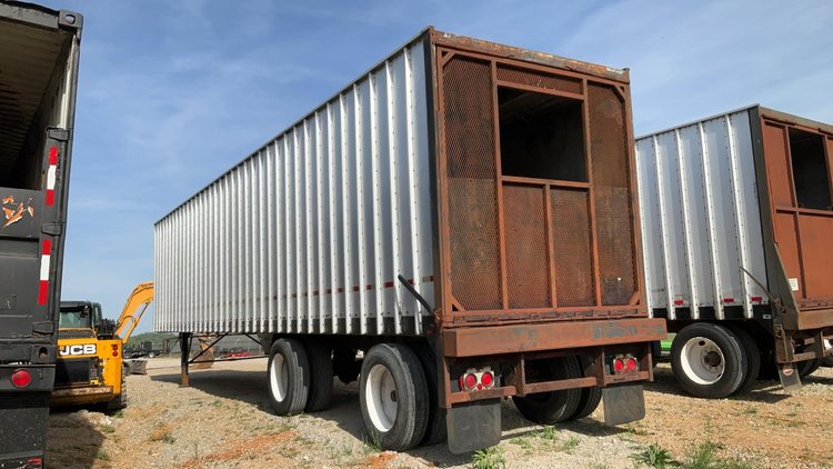 1994 Peerless Chip Trailer