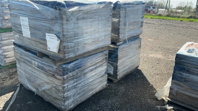 4 Skids Pavers