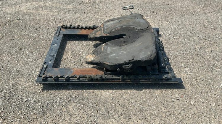 Fifth Wheel Assembly