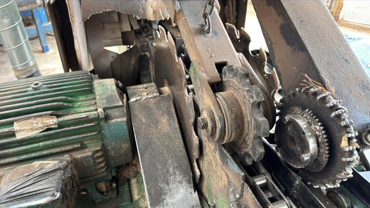 Pendu Slab Edger - County Line Wood Processing