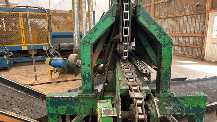 Pendu Slab Edger - County Line Wood Processing